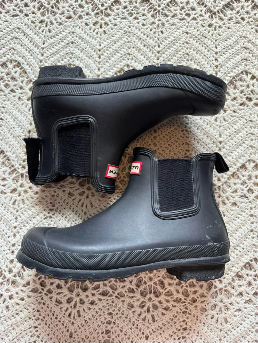 Hunter Matte Black Chelsea Waterproof Rubber Ankle Rain Boots Size 9 Gardening